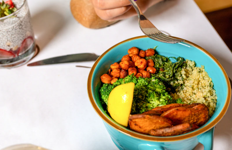Lire la suite à propos de l’article Le régime fodmaps :  comment soigner vos intestins en 3 étapes grâce au régime fodmaps